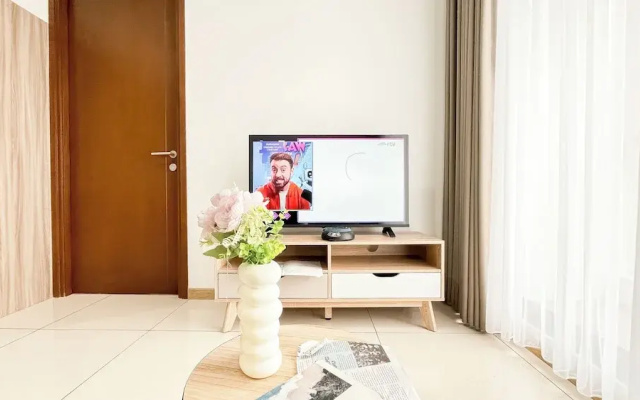 1Br Near Summarecon Mall At M-Town Signature Apartment