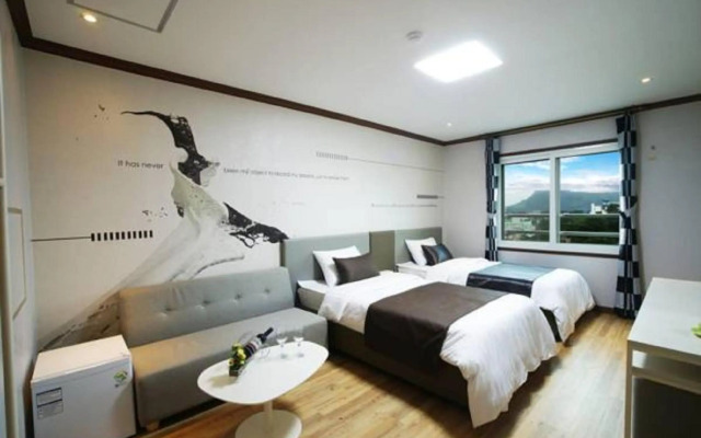 Seongsan Aqua Beach Hotel