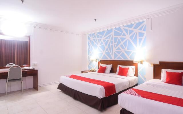 OYO 11342 Liwah Hotel