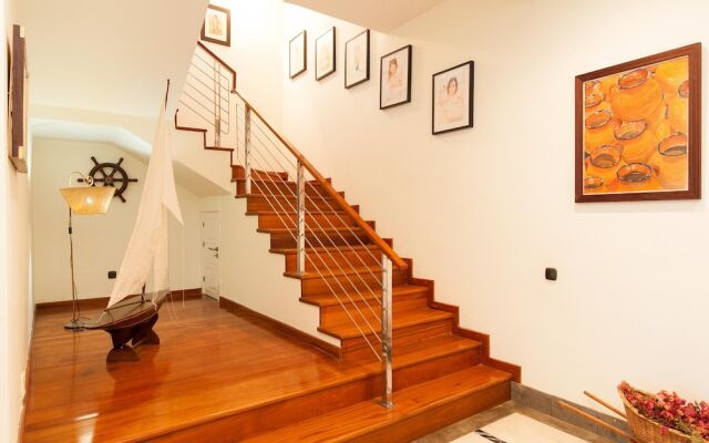 Superb Villa In Sonnenland For 12 Pers
