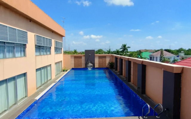 Royal Jelita Hotel
