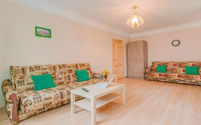 Fresh Apartment on Varshavskaya 61