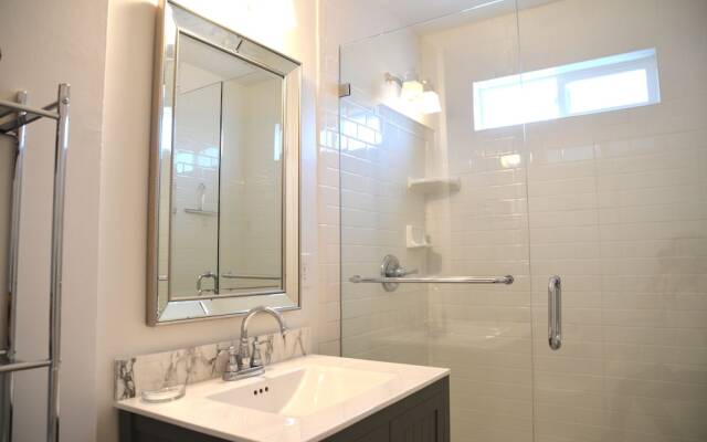 40th St B (68417)