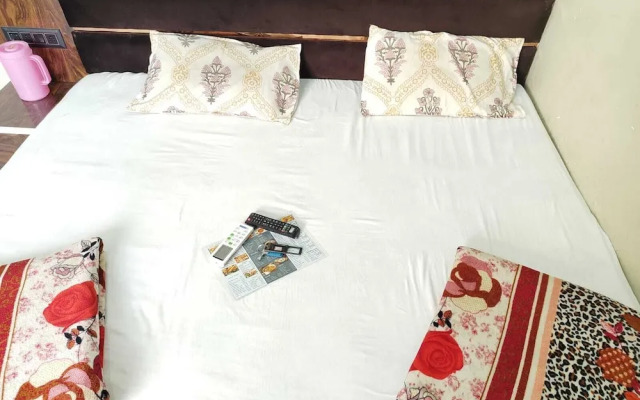 Shree Ayodhya Guest House