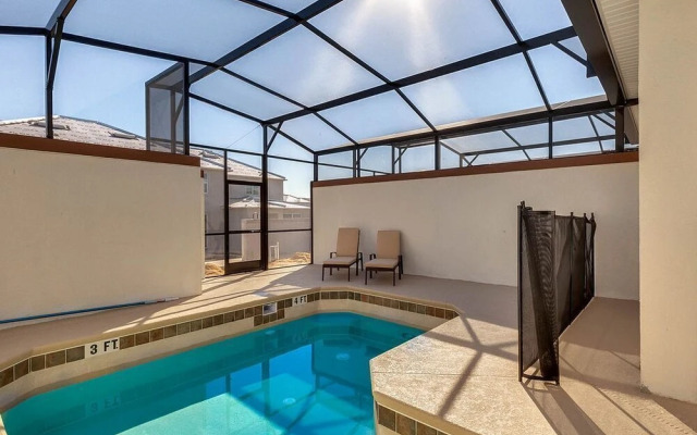 Marvelous 4 Bedroom w/ Screened Pool Close to Disney 1569