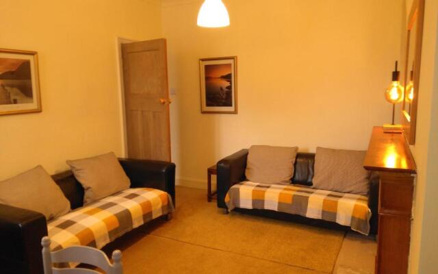 Apartment with Outside Patio and Car Space