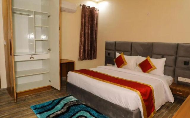 Sarla Hotel Inn