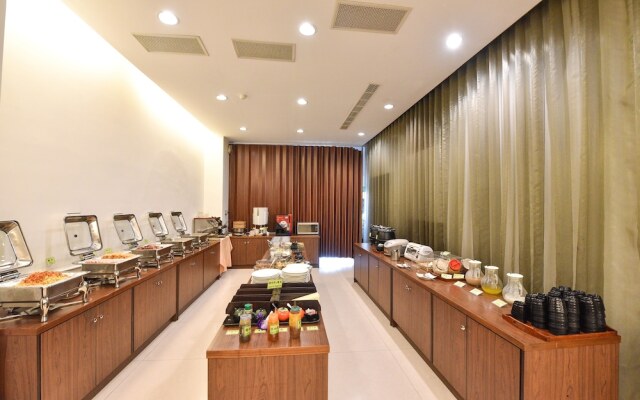 Leader Business Hotel