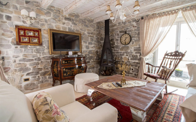 Jelena Vile & Apartments