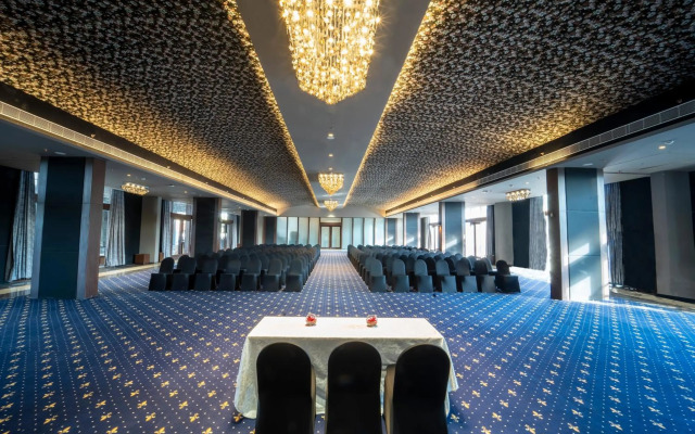 Essentia Luxury Hotel Indore