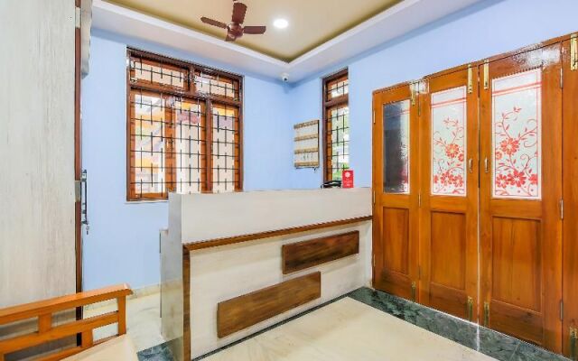 OYO 14779 Meera Motels & Residency
