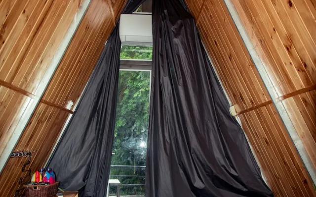 Nha Ta Homestay - Hostel