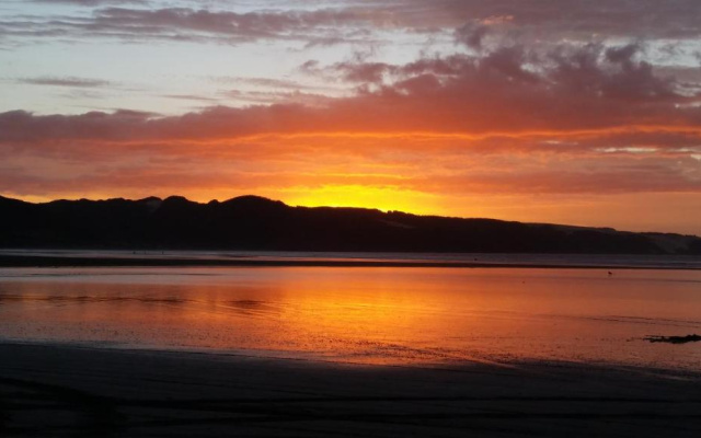 Ahiparadise - Ahipara Holiday Home