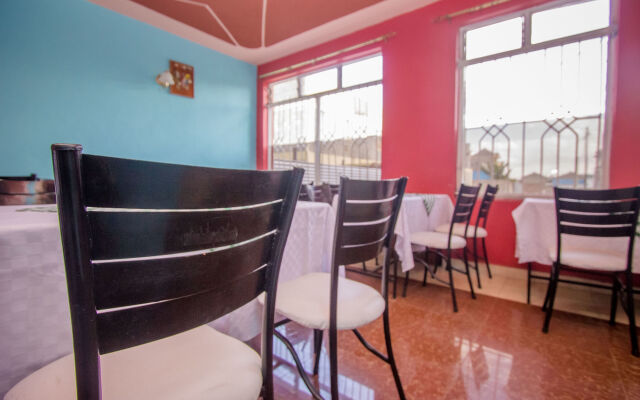 Airport Gate View Hotel