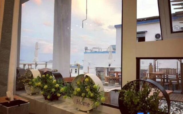the Island Meets My Home Hostel