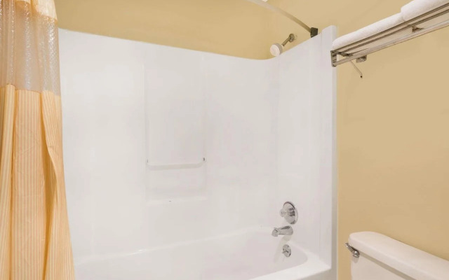 Howard Johnson Inn Ashburn