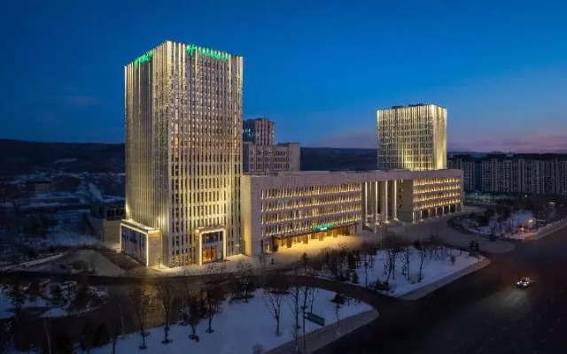 Holiday Inn Liaoyuan City Center