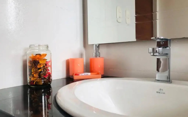 Departamento Moderno, Acogedor Y Céntrico.