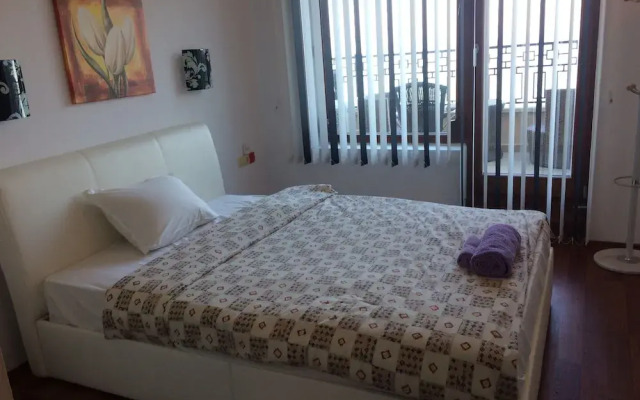 Sea View Rental Front Beach