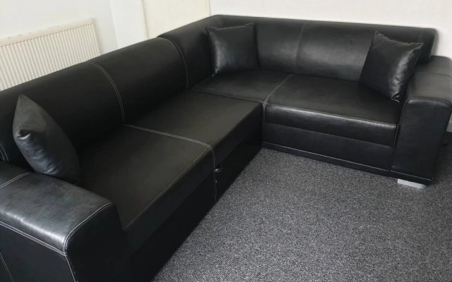 Sleeps 6, Guests&contractors, Wi-fi, Free Parking