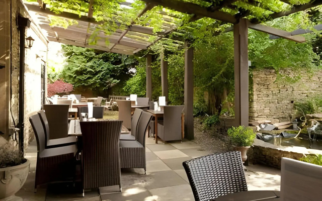Old Manse Hotel Bourton by Greene King Inns