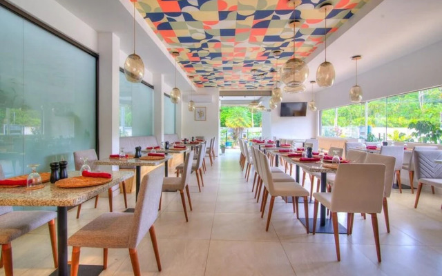 Paradise Bay Hotel Boutique