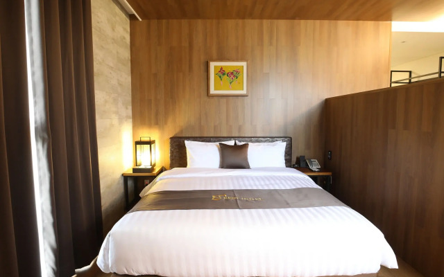 Rest Hotel