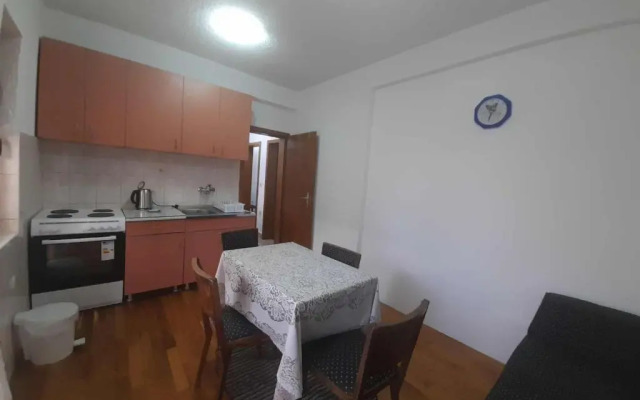 Blue Apartments & Suites