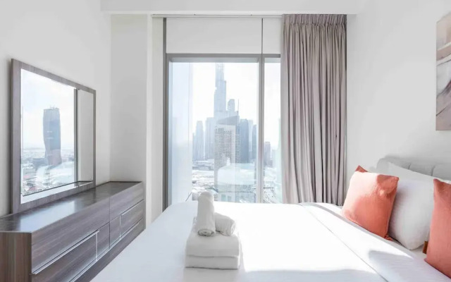 Regal 3BR Maid w Burj Khalifa View Balcony