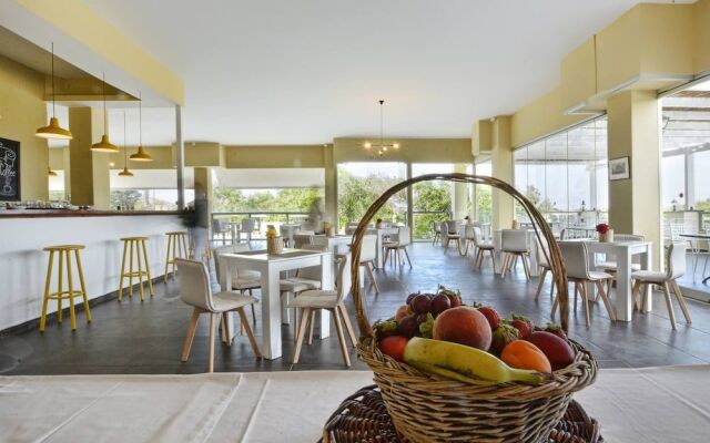 Likithos Hotel