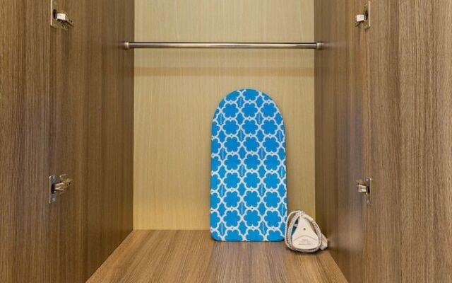 Le Hieu Apartment at Sky Center