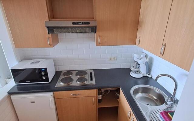 Modern Studio with Beautiful Sea View - 9th Floor