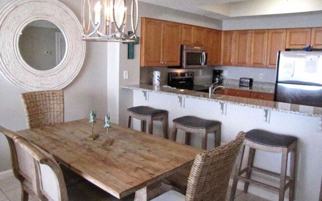 Majestic Sun Condos by Crystal Waters