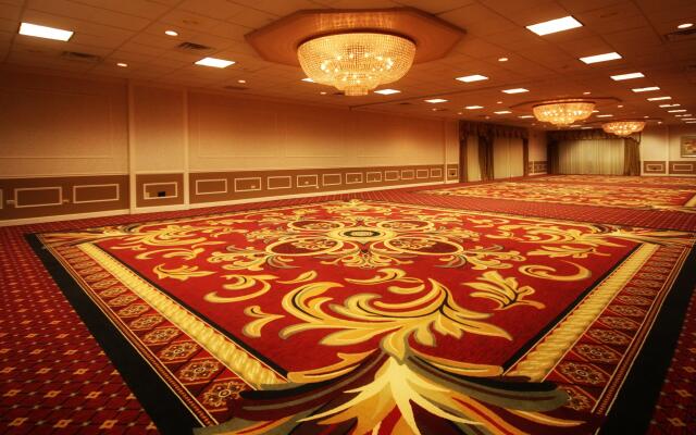 Crowne Plaza Chicago-Northbrook by IHG
