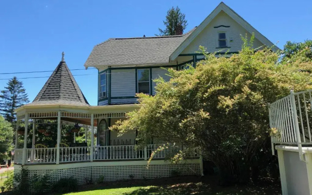 Antique Rose Inn Windham