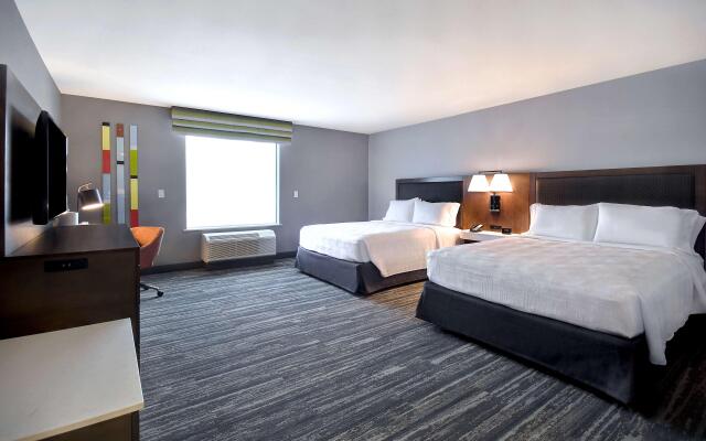 Hampton Inn & Suites Las Vegas Convention Center - No Resort Fee