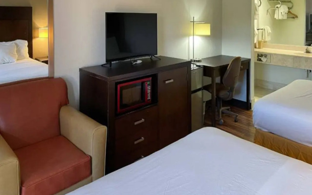 Econo Lodge near the Blue Ridge Parkway I-77