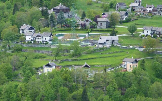 Maison 4 Soleil. Casa Design Luce E Natura