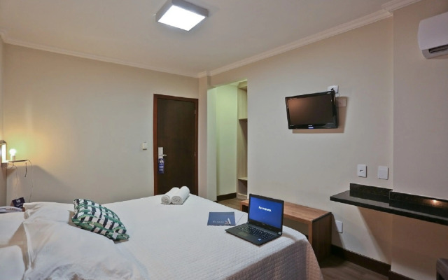 Sandri City Hotel
