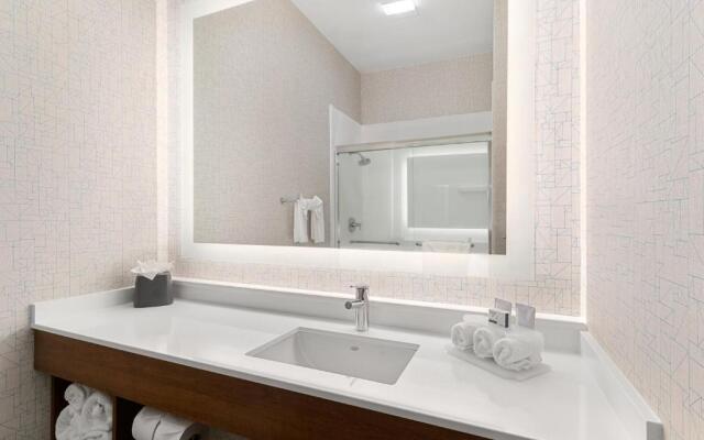 Holiday Inn Express Vancouver North - Salmon Creek by IHG