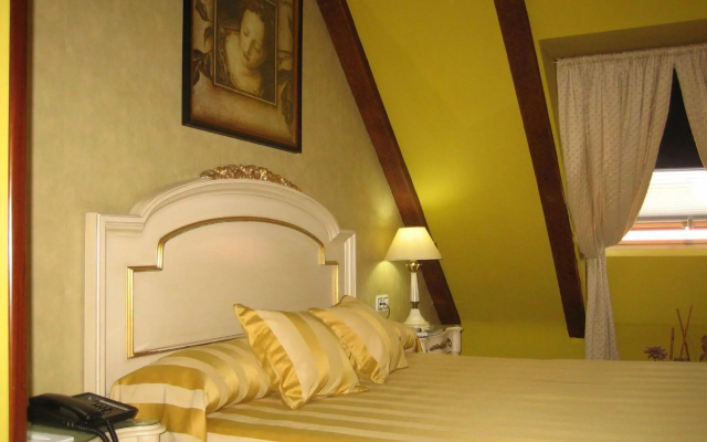 Hotel Santiago