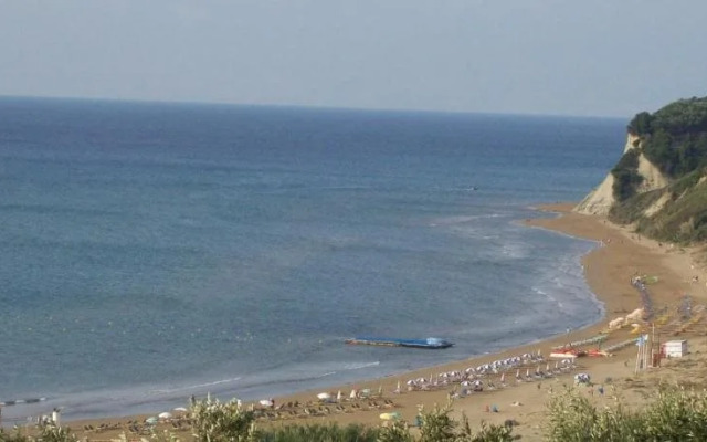 Thomas Bay Hotel