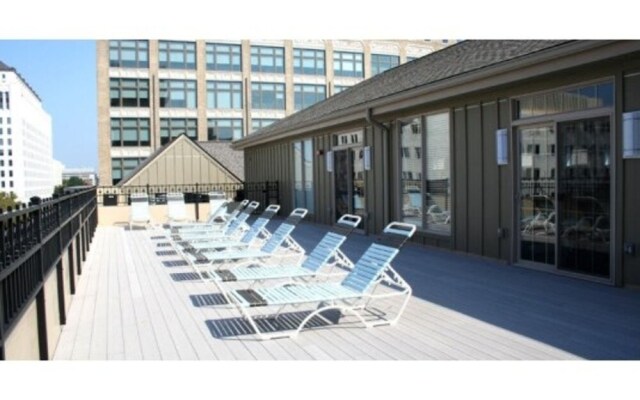 Bridgestreet at LC Riversouth