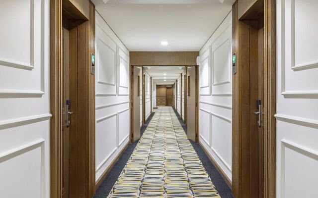 Golden Sands Hotel Apartments
