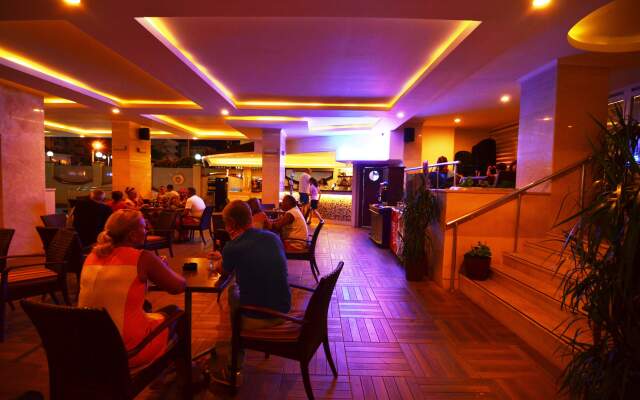 Artemis Princess Hotel