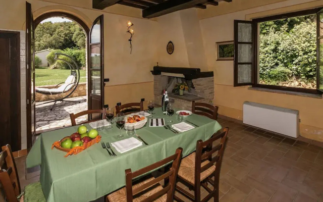 Elegant Apartment Only 1 Hour From Rome