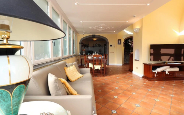 Ilary House