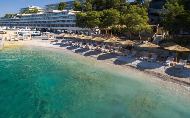 S2-spacious Studio With the sea View & use of Pool