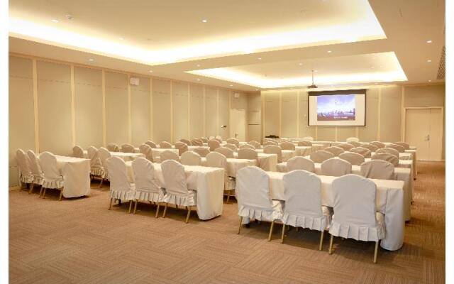 Ji Hotel (Deqing Yuyingfang)