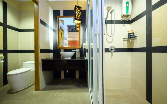 RedDoorz Plus Reun Rattana Rattanathibet
